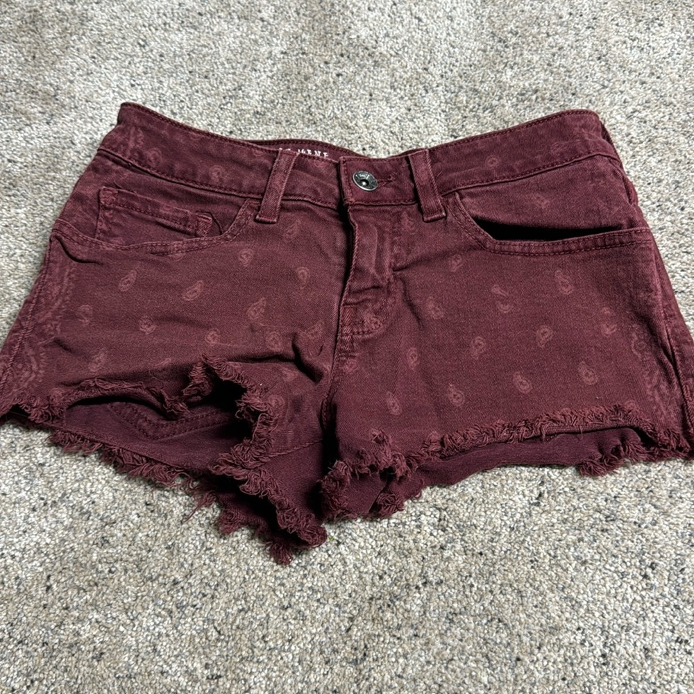 Vans denim shorts burgundy maroon frayed hem paisley print jean short shorts